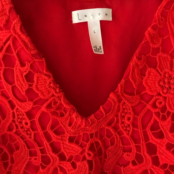 Lace crop top - Picture 3 of 6